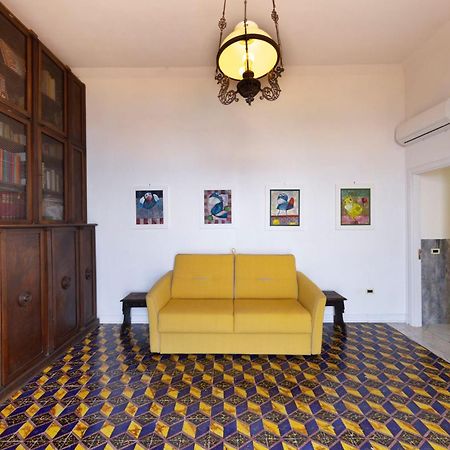ماسّا لوبْرينسِ Villa Mundis Relais المظهر الخارجي الصورة