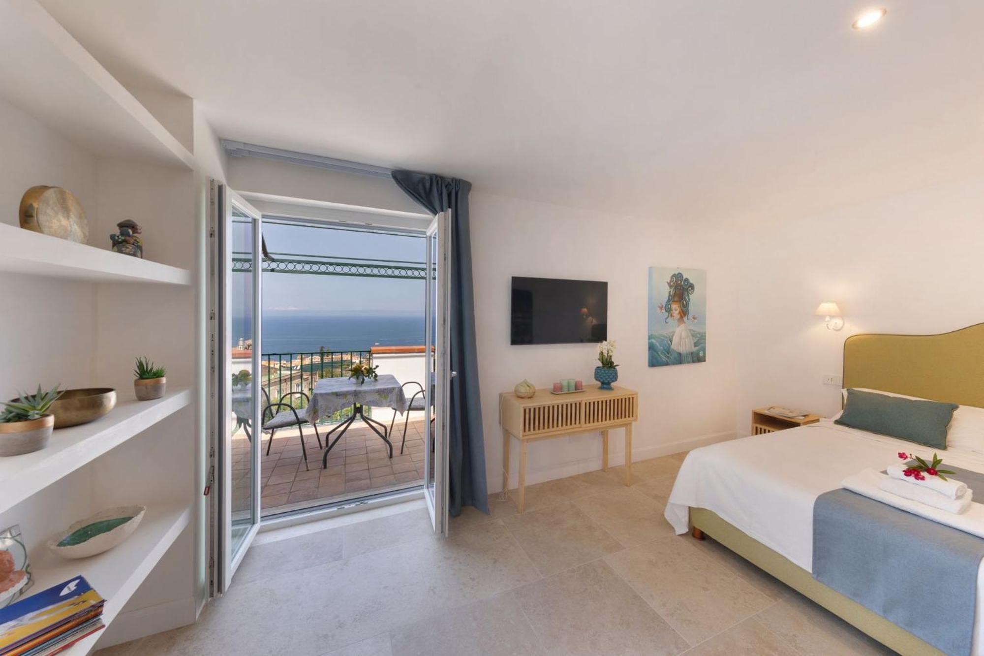 ماسّا لوبْرينسِ Villa Mundis Relais المظهر الخارجي الصورة