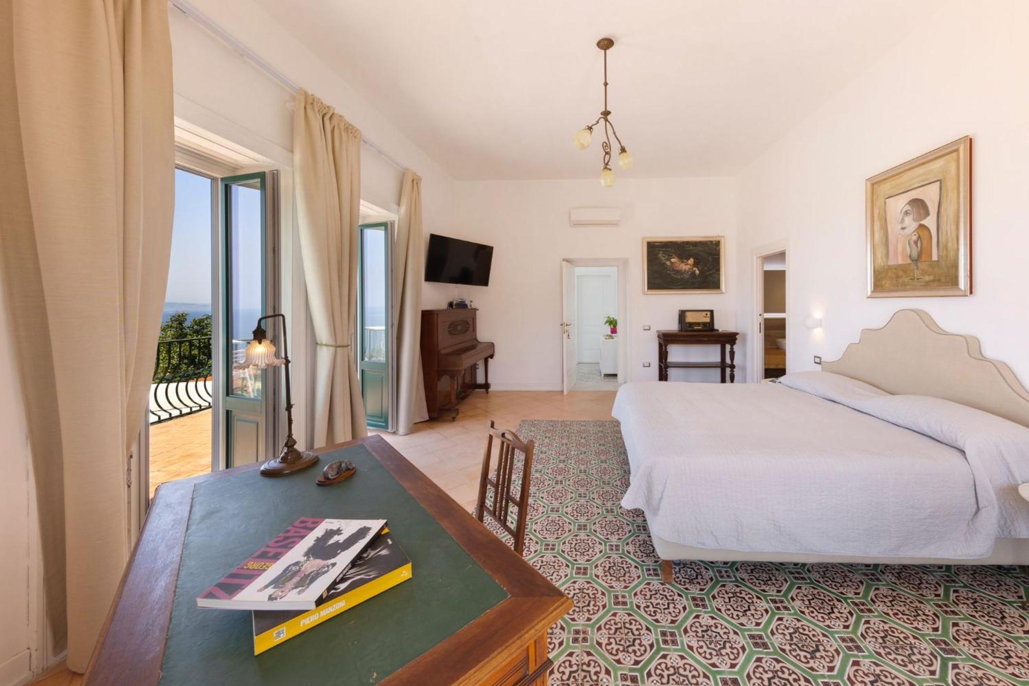 ماسّا لوبْرينسِ Villa Mundis Relais المظهر الخارجي الصورة